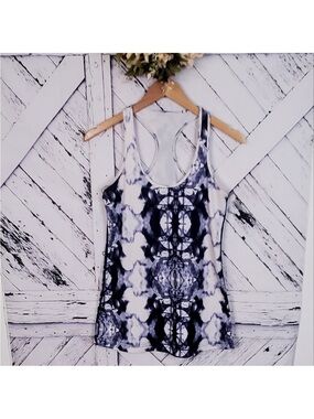 Lululemon Cool Racerback Tank Top 10 Navy Blue White